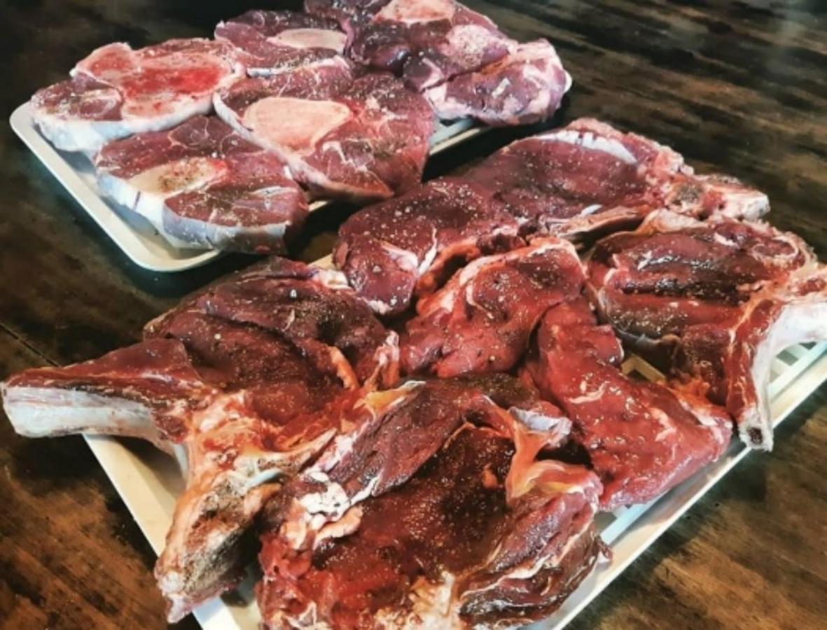 Carro Agriturismo Di Charme E Ristorante Stallato Il Filo Di Paglia מראה חיצוני תמונה
