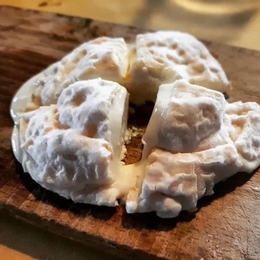Carro Agriturismo Di Charme E Ristorante Stallato Il Filo Di Paglia מראה חיצוני תמונה