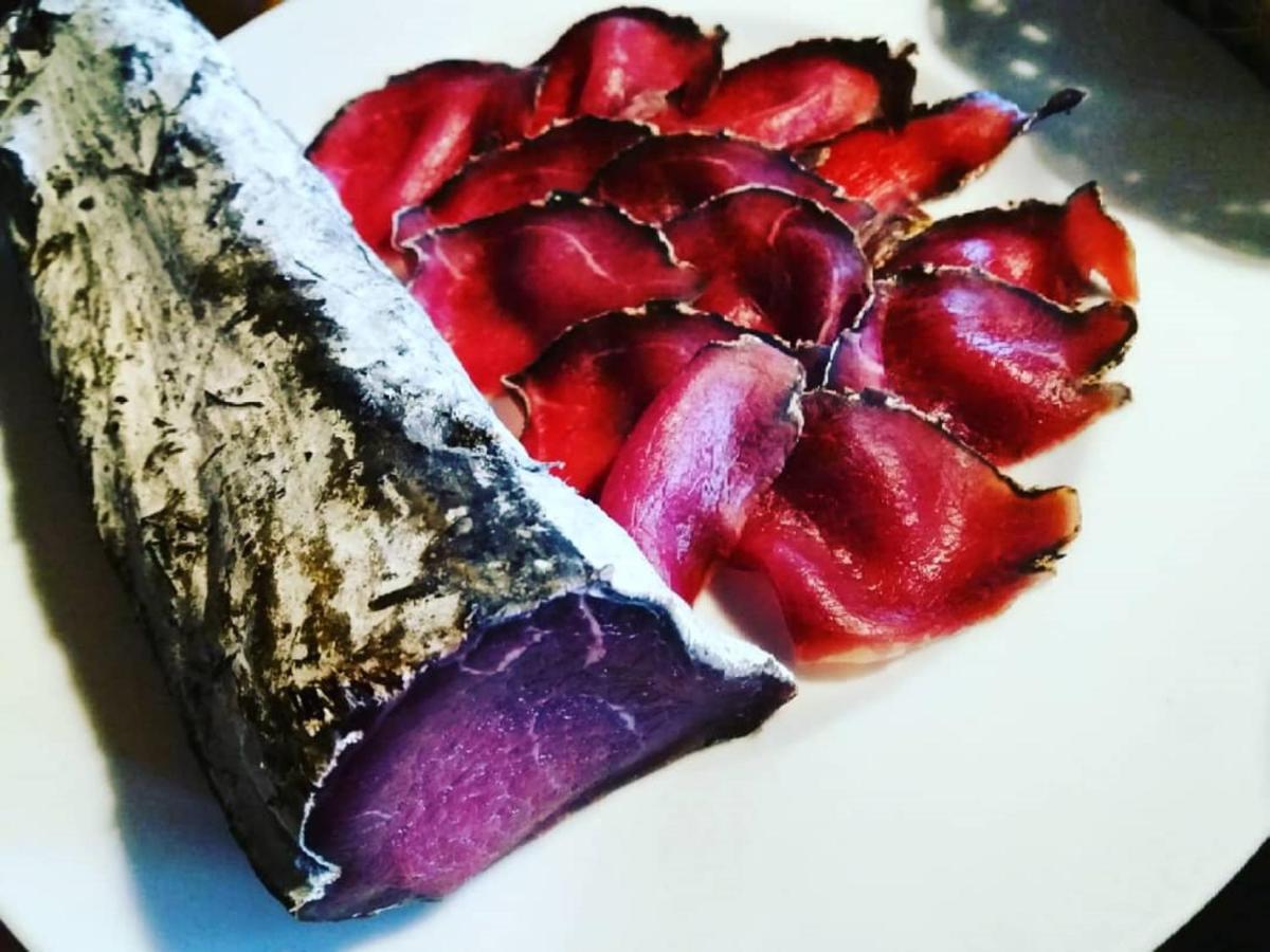 Carro Agriturismo Di Charme E Ristorante Stallato Il Filo Di Paglia מראה חיצוני תמונה