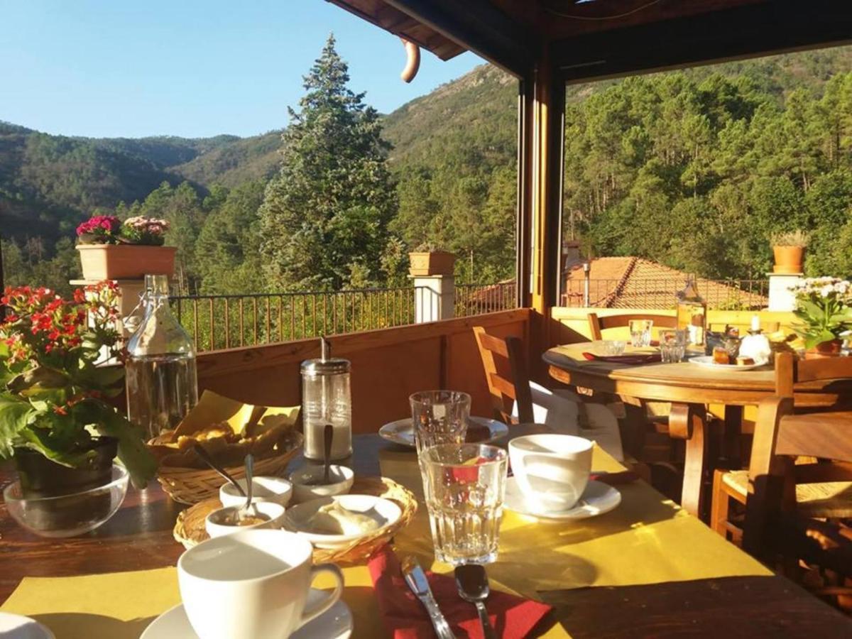 Carro Agriturismo Di Charme E Ristorante Stallato Il Filo Di Paglia מראה חיצוני תמונה