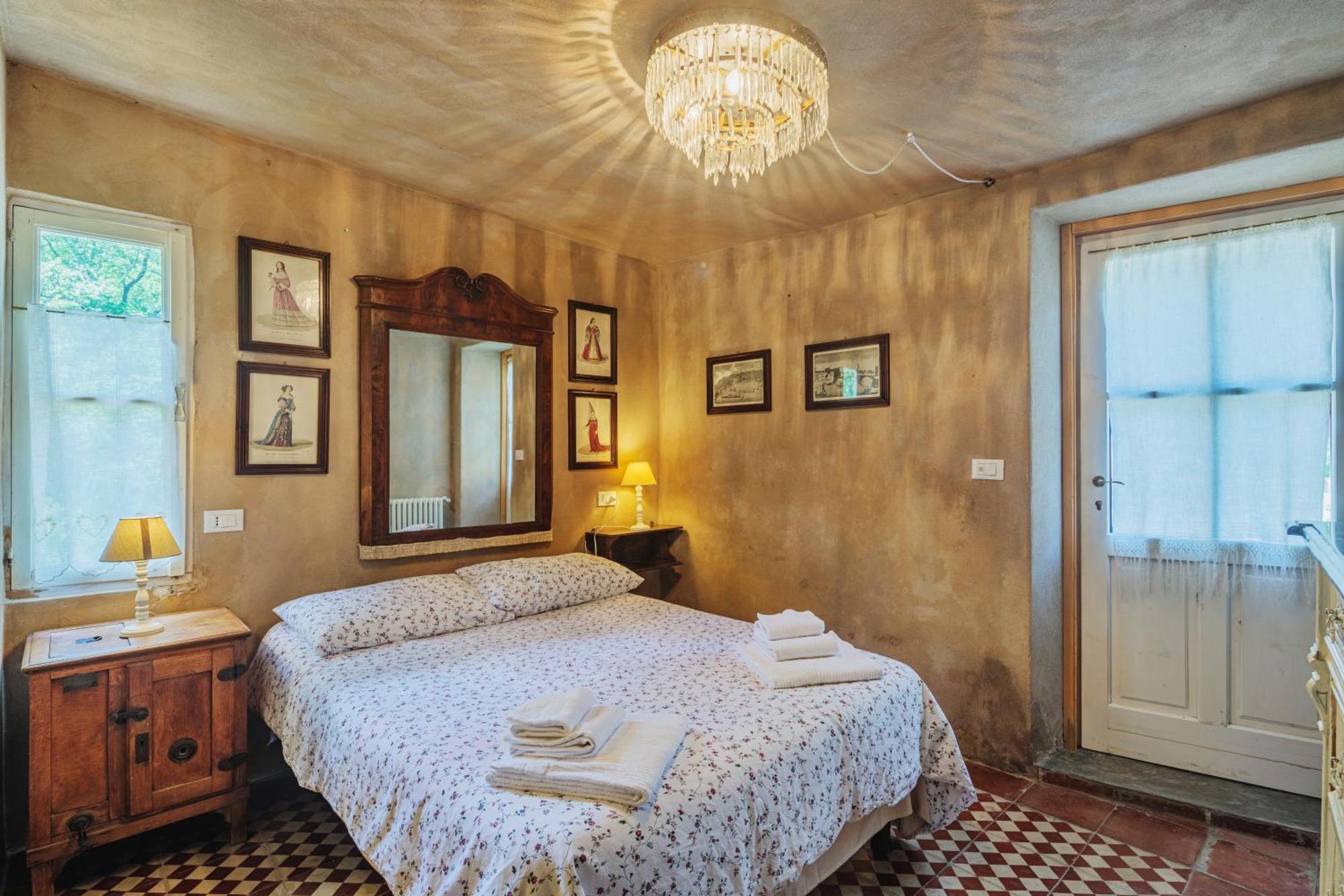 Carro Agriturismo Di Charme E Ristorante Stallato Il Filo Di Paglia מראה חיצוני תמונה
