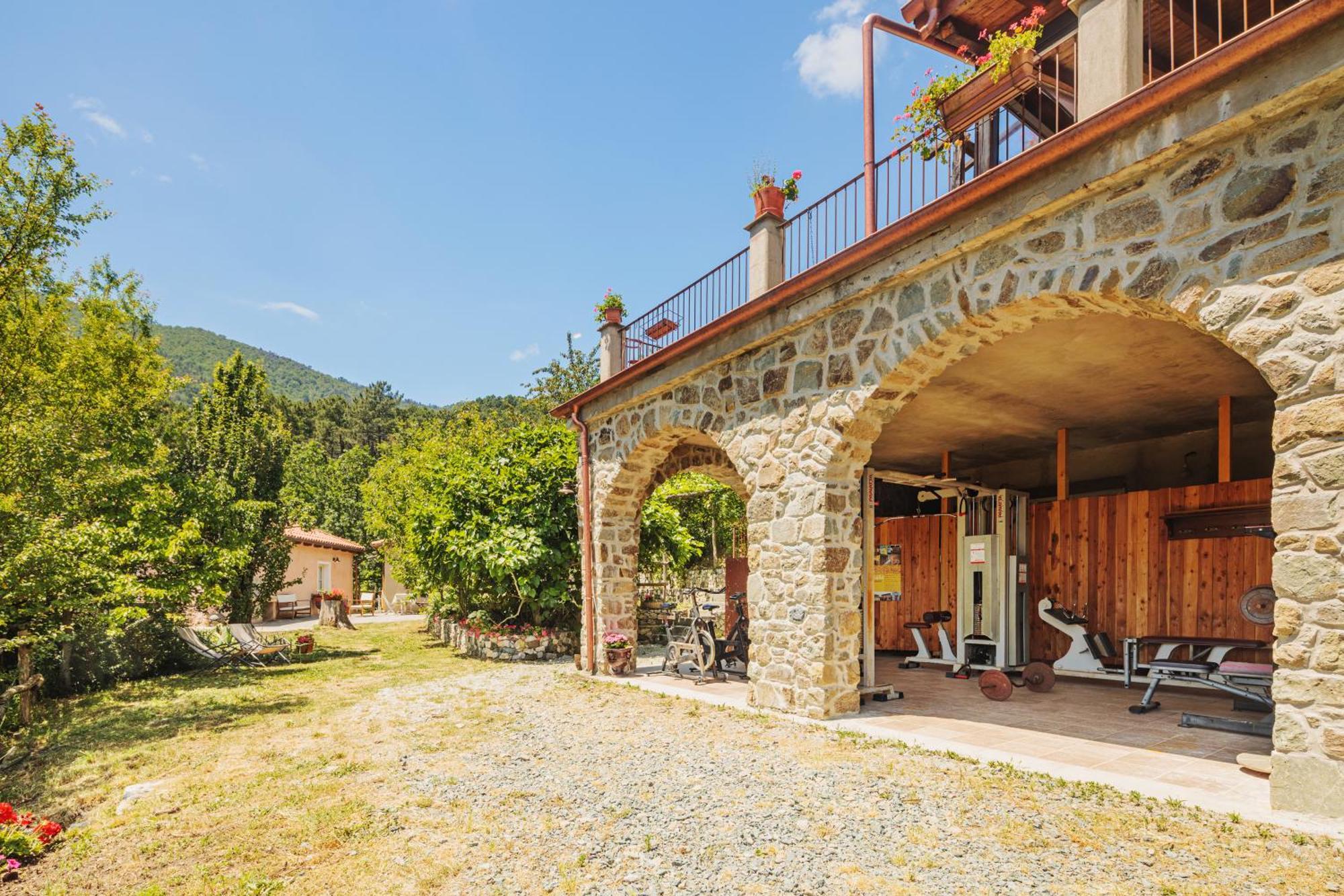Carro Agriturismo Di Charme E Ristorante Stallato Il Filo Di Paglia מראה חיצוני תמונה