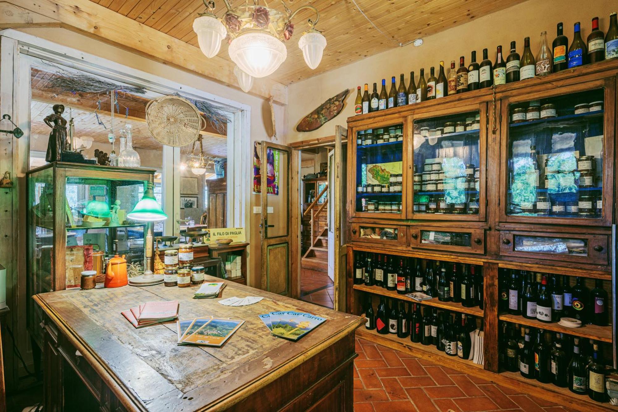 Carro Agriturismo Di Charme E Ristorante Stallato Il Filo Di Paglia מראה חיצוני תמונה