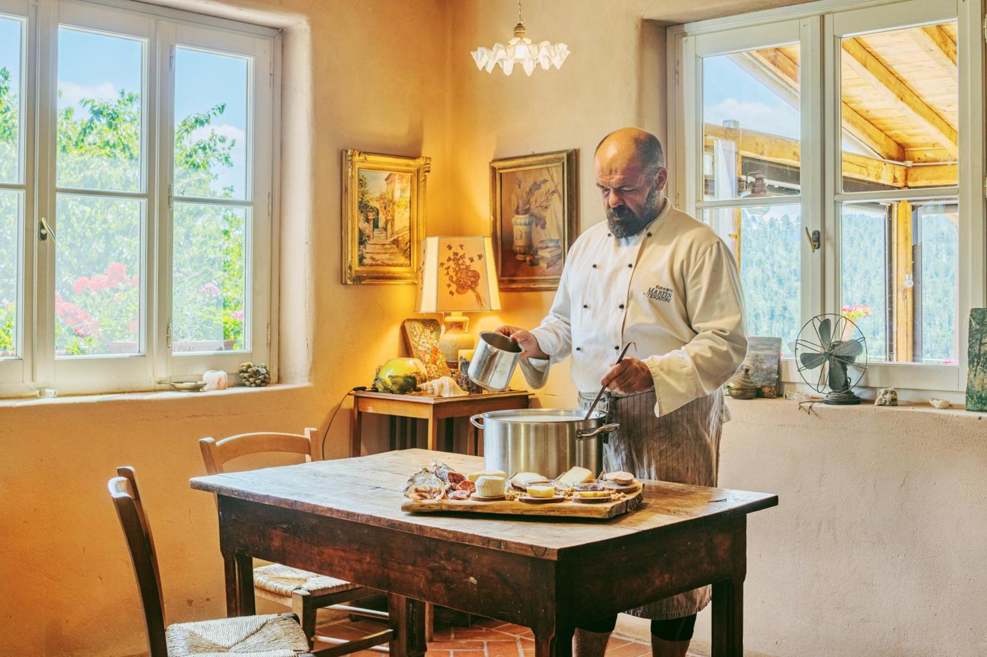Carro Agriturismo Di Charme E Ristorante Stallato Il Filo Di Paglia מראה חיצוני תמונה